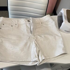 Seven7 Women's Light Cream Jean Shorts